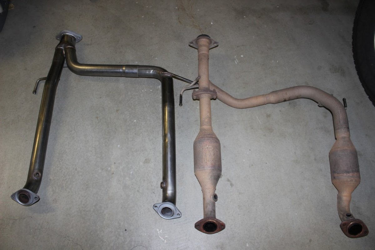 side by side y pipe.jpg side by side y pipe.jpg