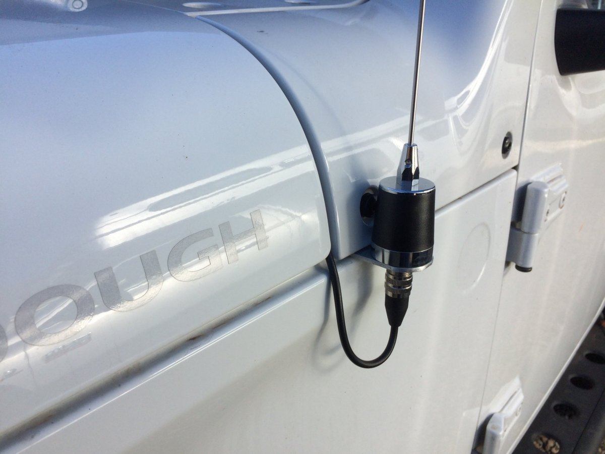 FRS-GMRS antenna mount.jpg