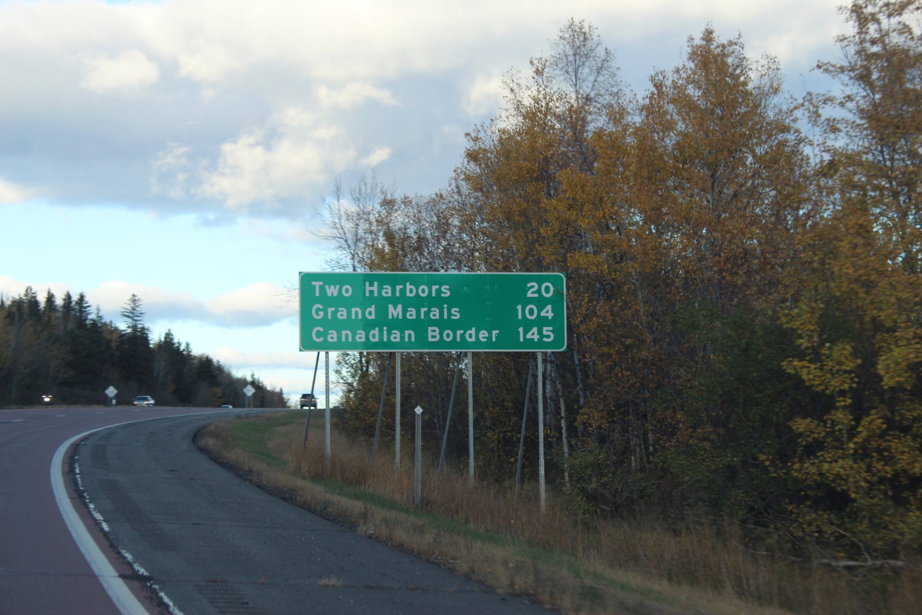 distance to Canada from Duluth.jpg