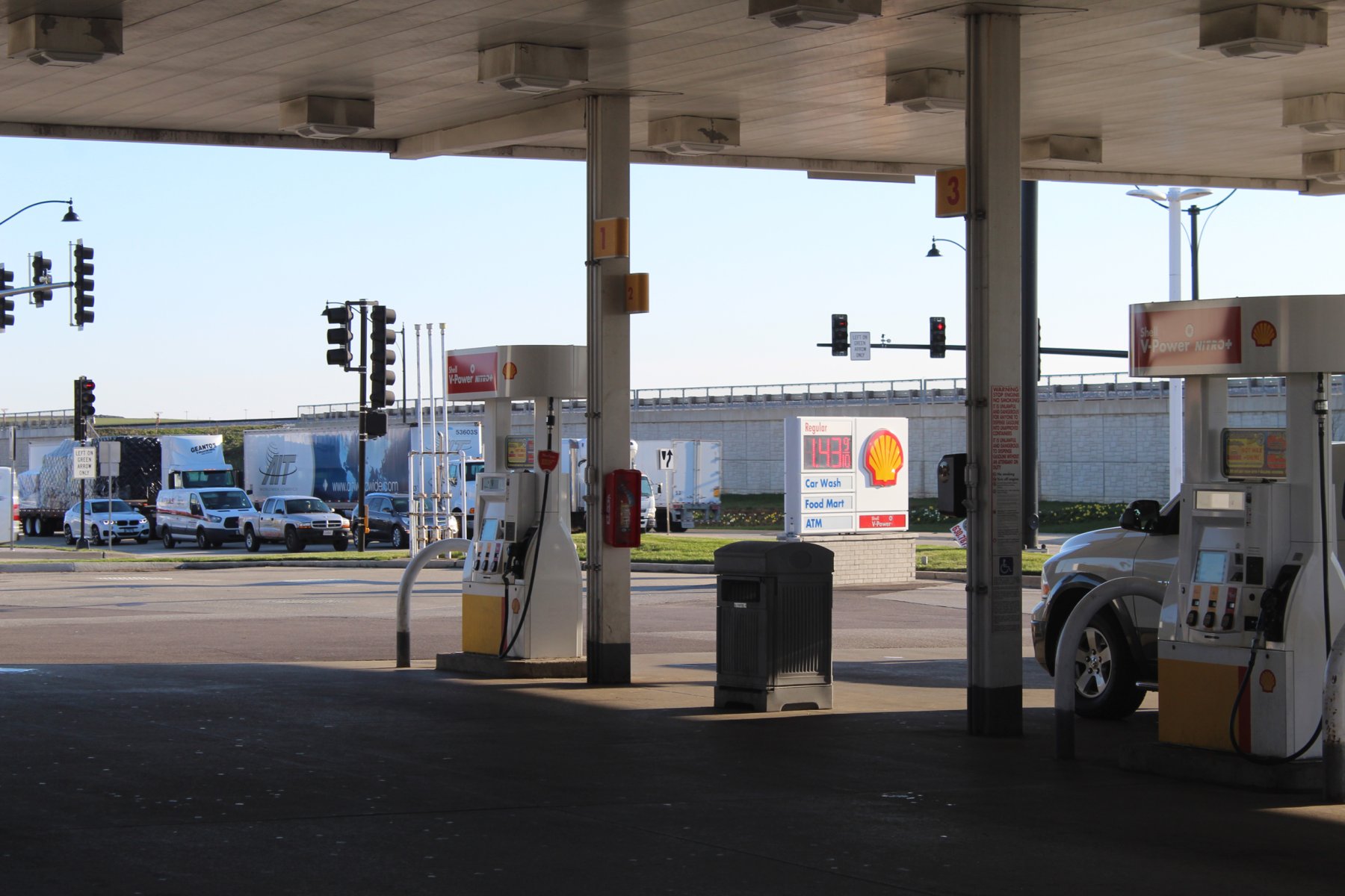 Chicago gas 143c  ~ April 2o2o.jpg