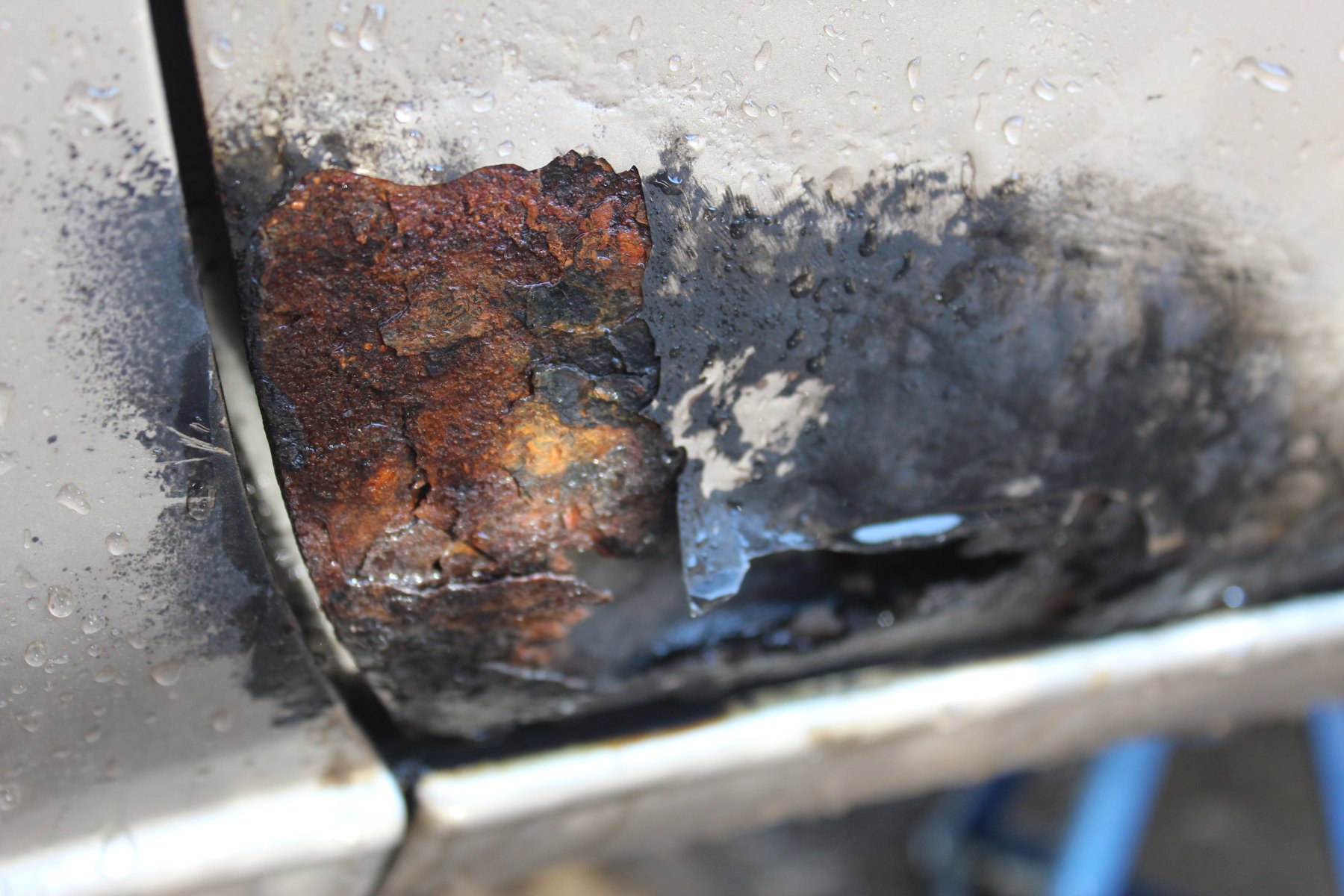 more RoTT rust Corolla.JPG