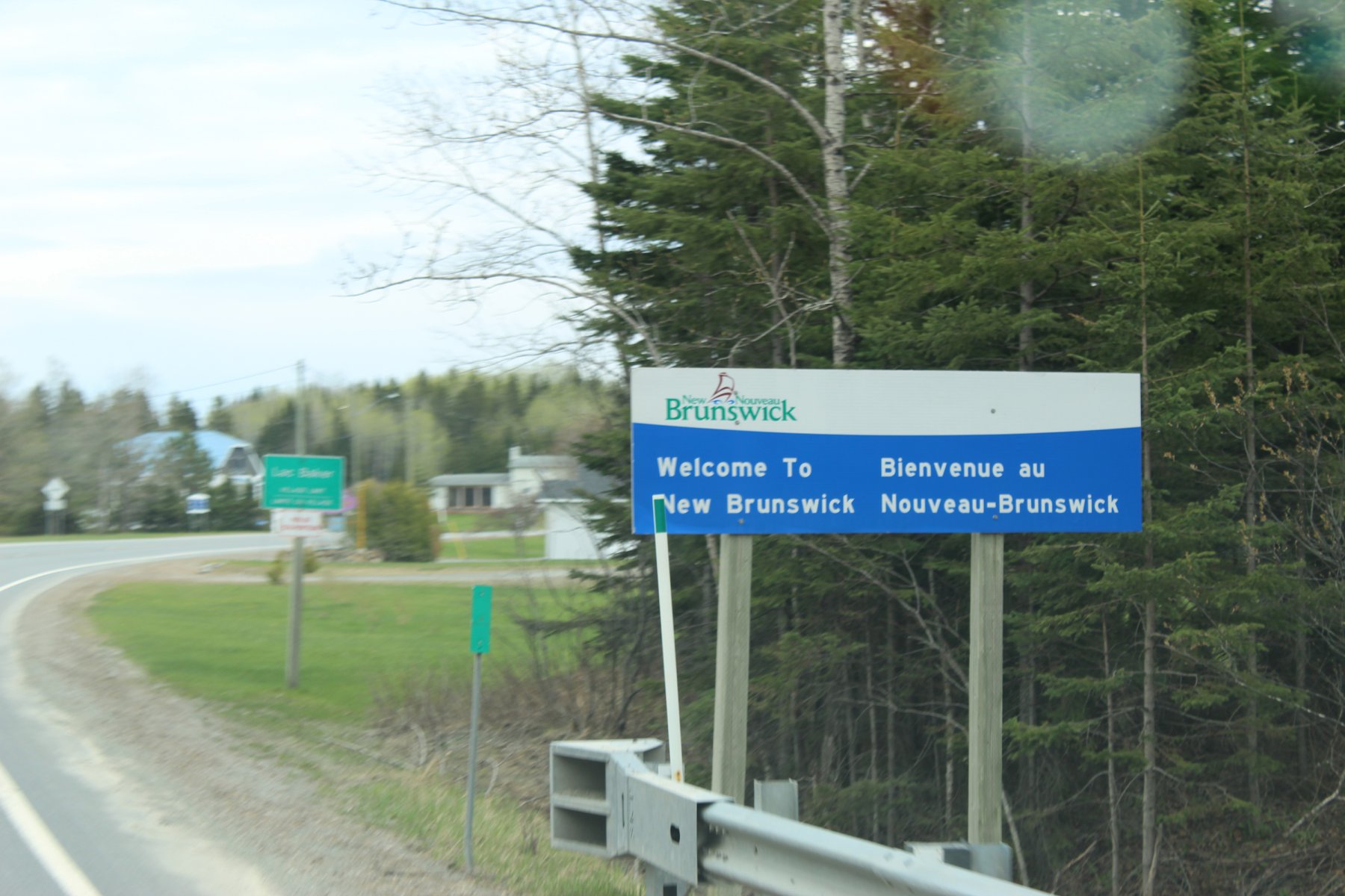 New Brunswick Welcome sign.JPG