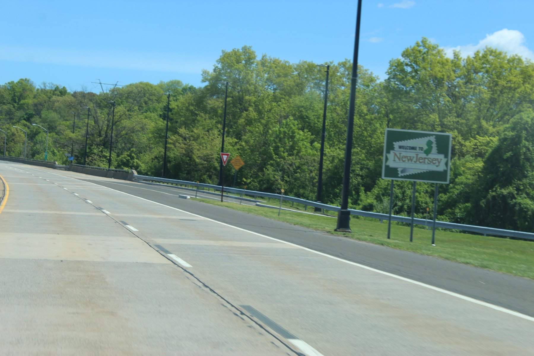 NJ New Jersey welcome route 2o2 PA line.JPG