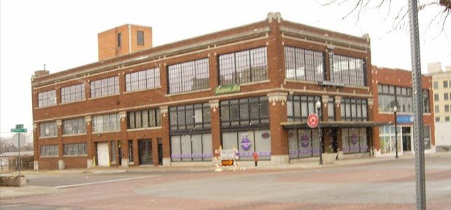 824 n broadway.JPG