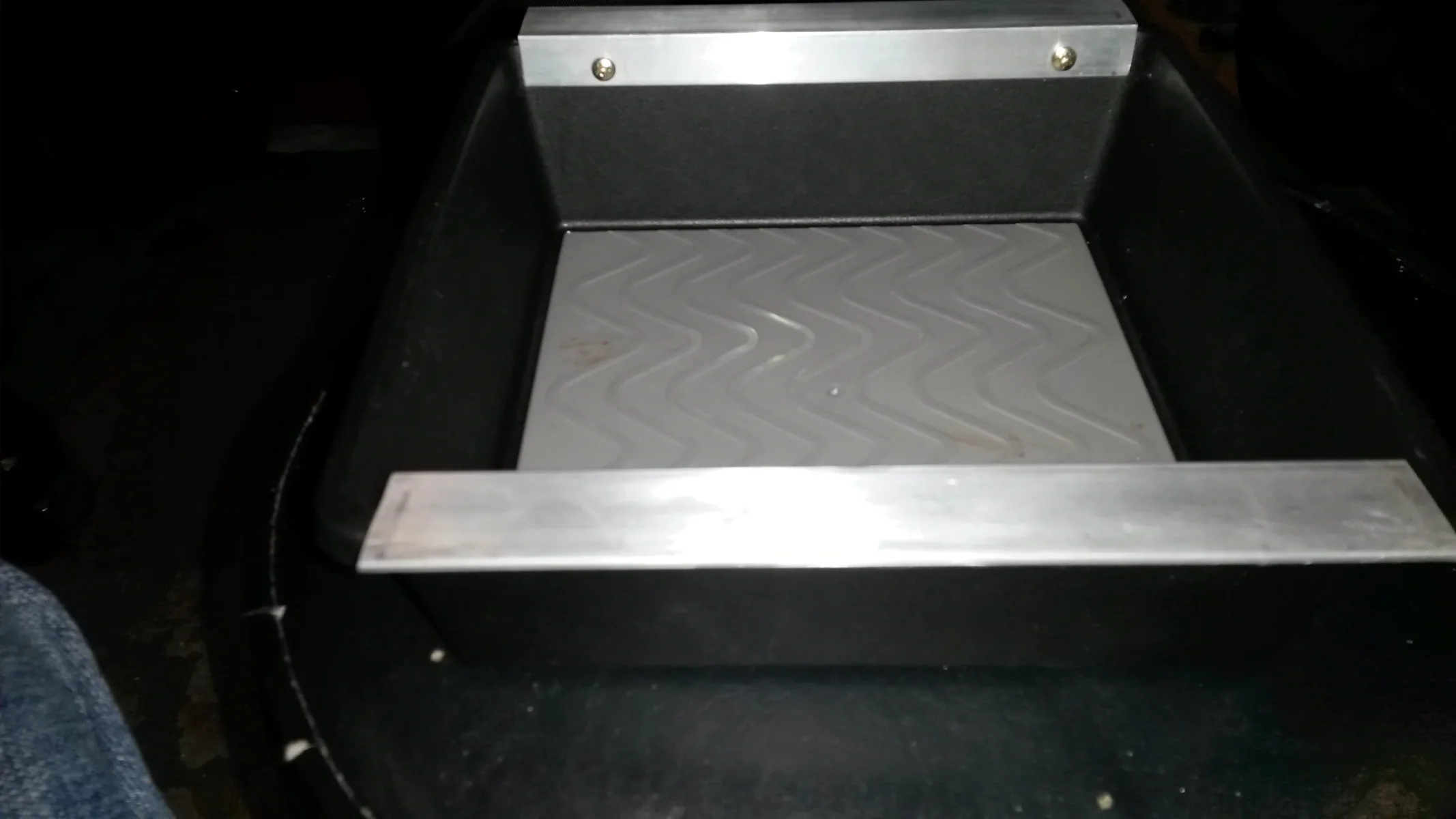 3 dollar tray 3.webp